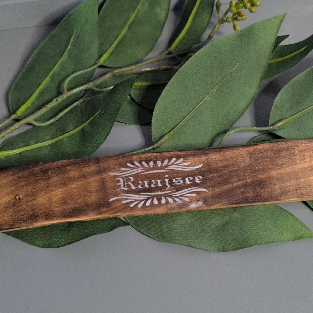 Hem Frankincense-Myrrh Incense Bundle - 20 Stick Box & Incense Holder